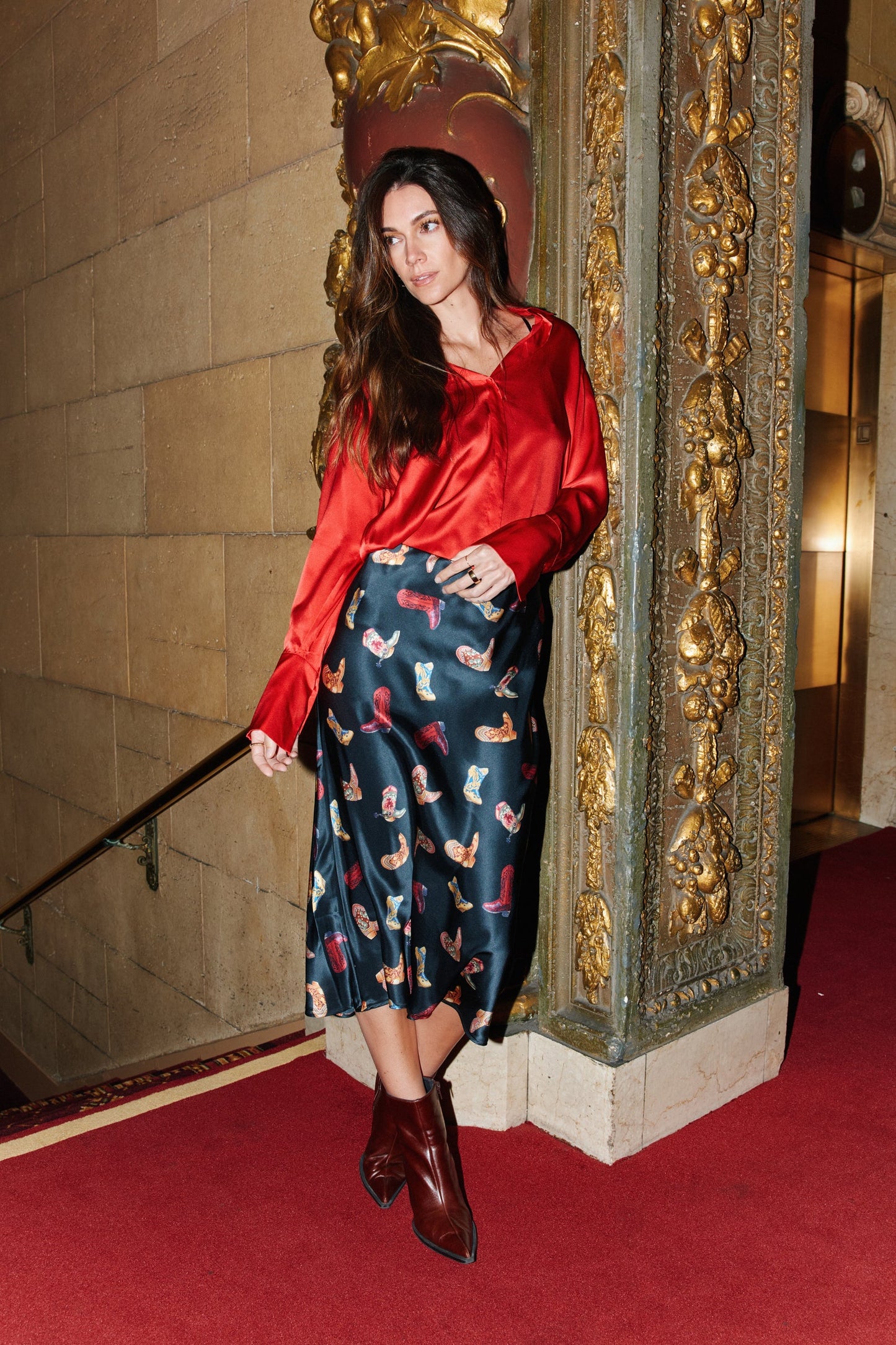 Boots en Vogue Skirt