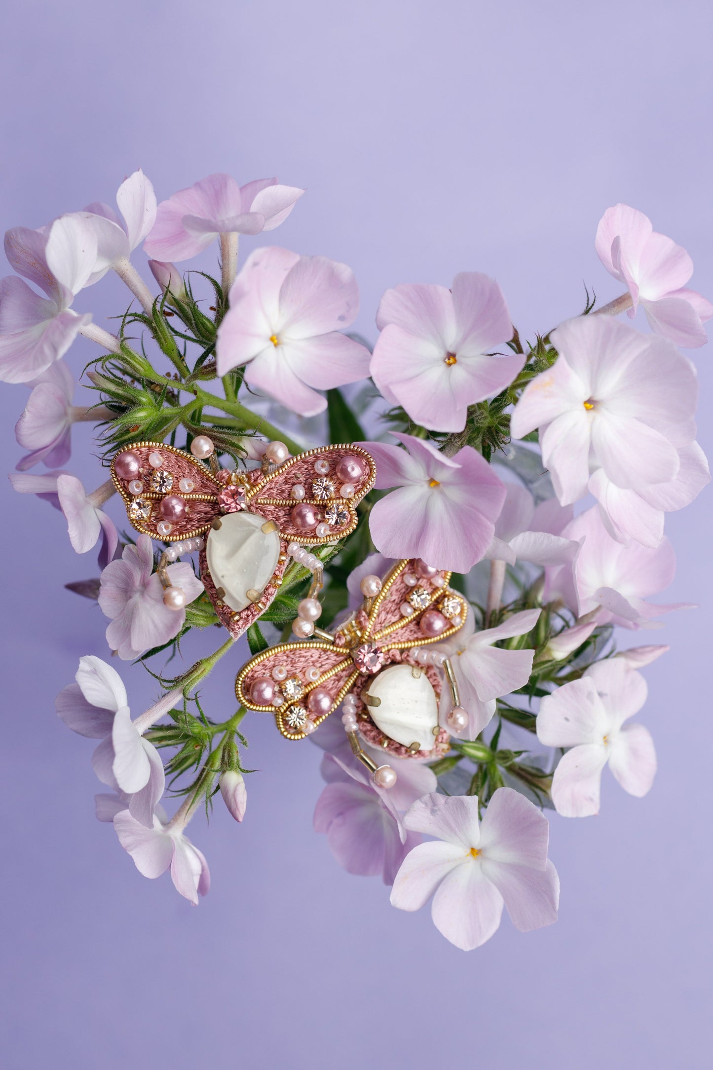 Pollen In Love Earrings