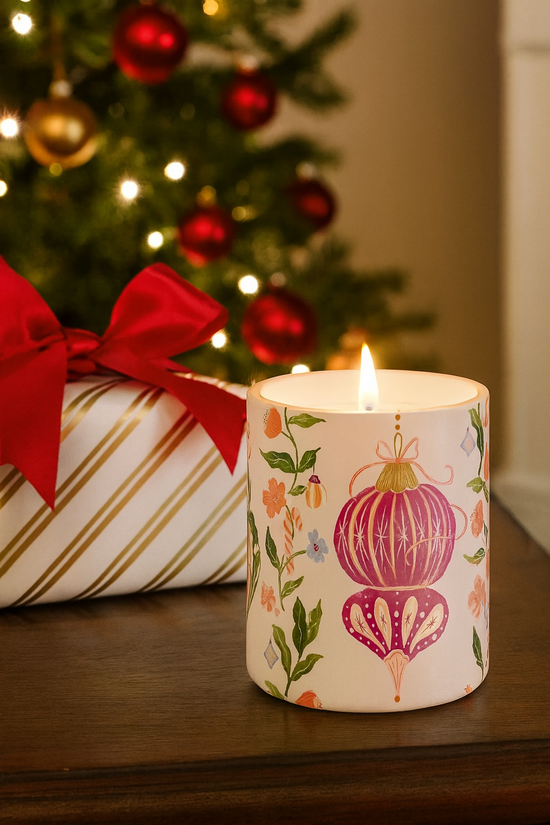 Garland Green Candle