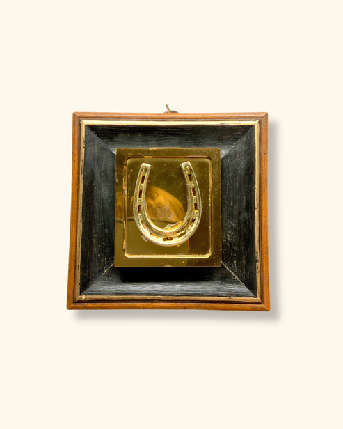 Golden Trot Compact Bee