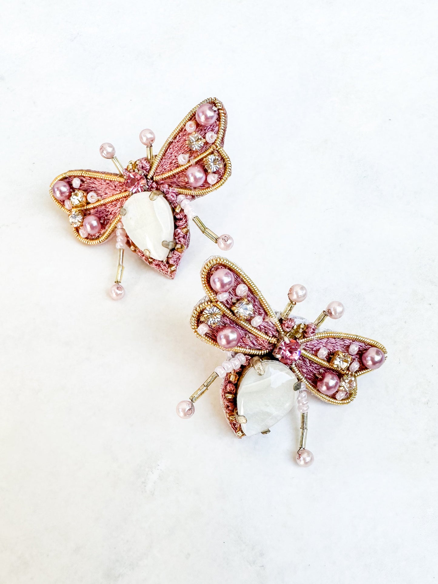 Pollen In Love Earrings