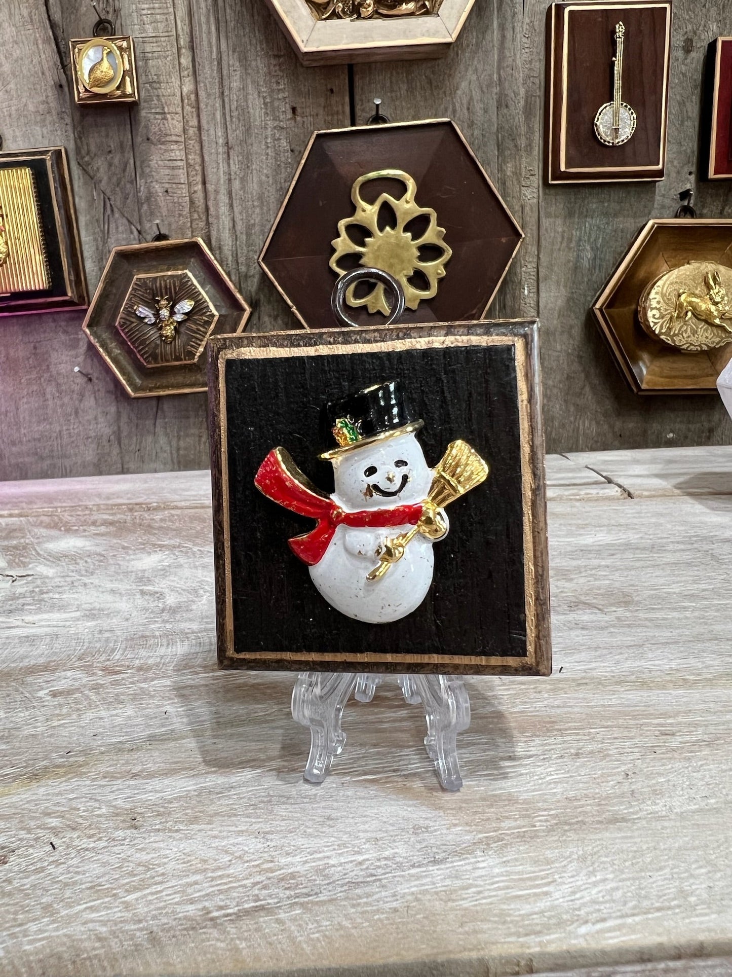 Frosty The Snowman Bee