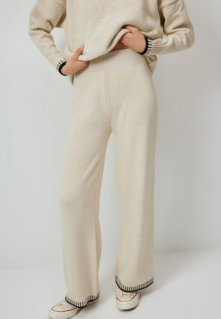 Knitwear Suit With Stitch Detail