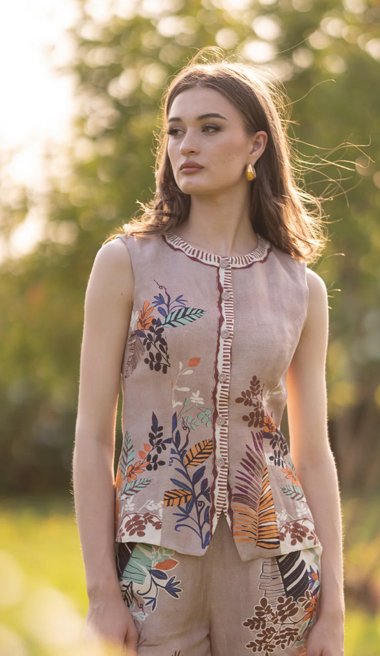 Cali Vest Top