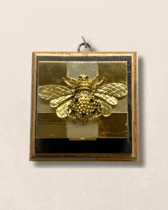 Buzzing Treasure Compact Bee