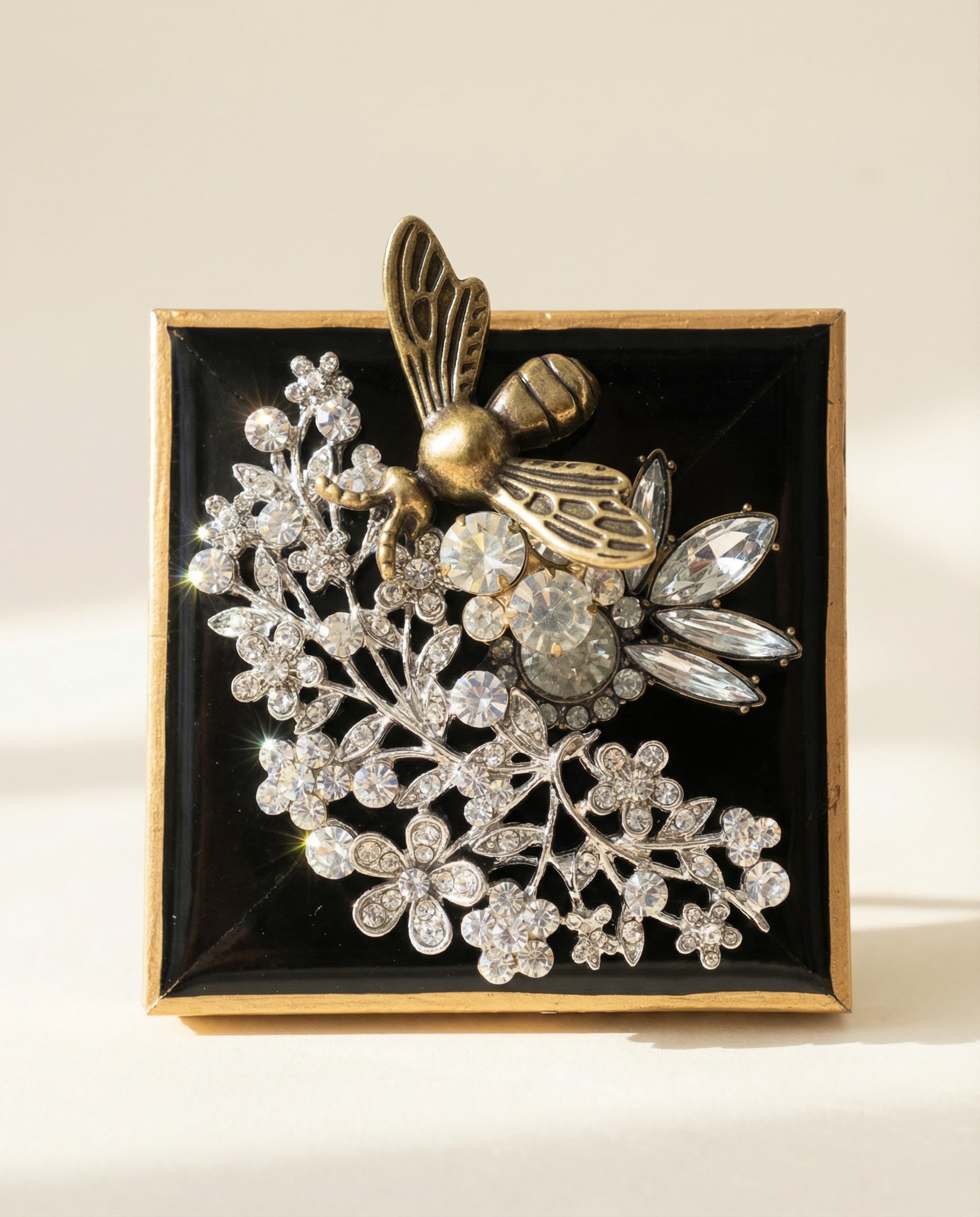 Mixed Metals Sparkle Bee