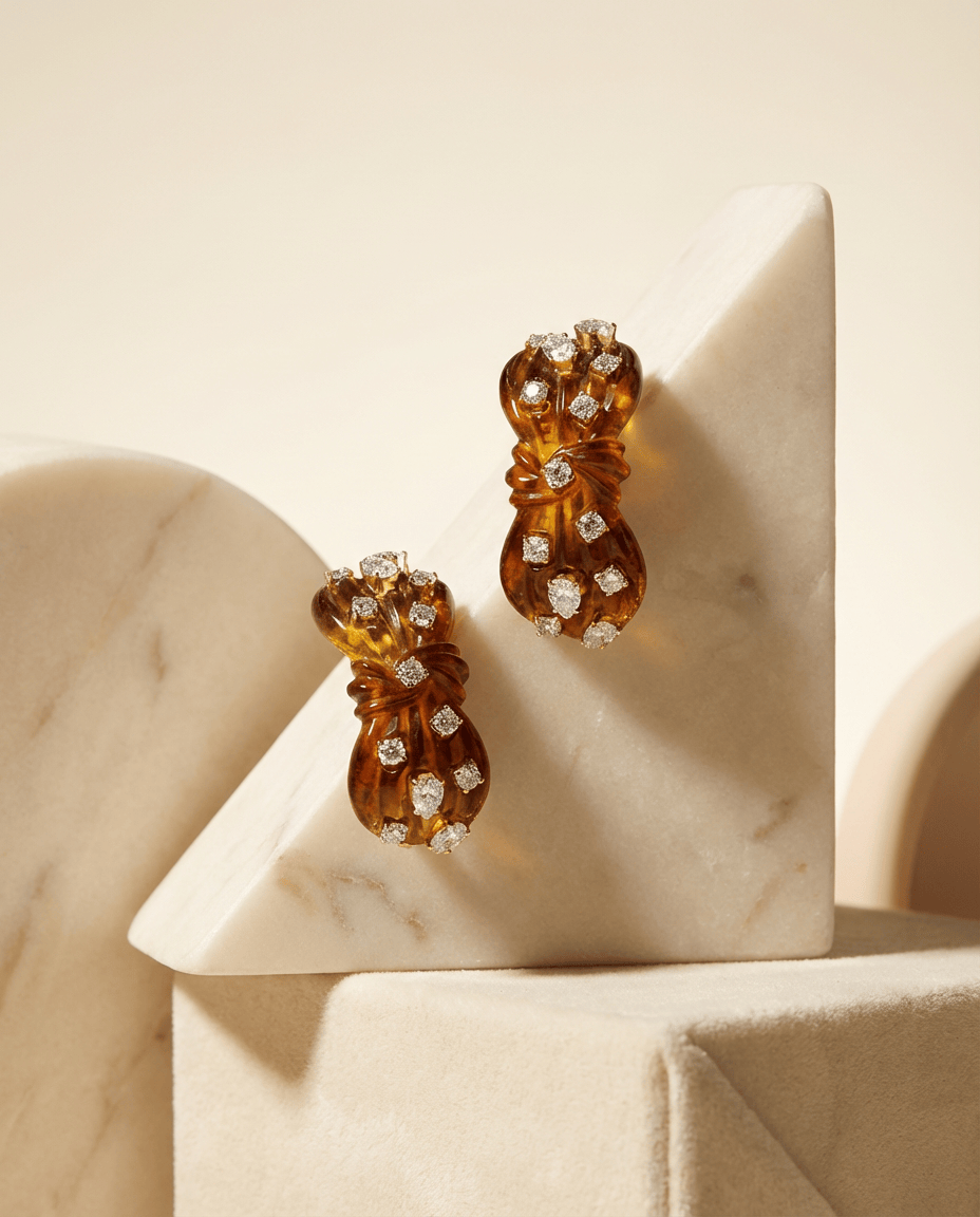 Signature Tortoise Knot Hoops