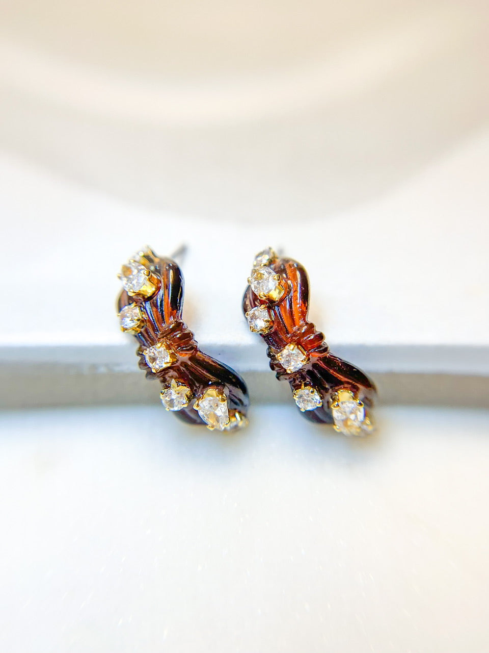 Medium Tortoise Knot Hoops