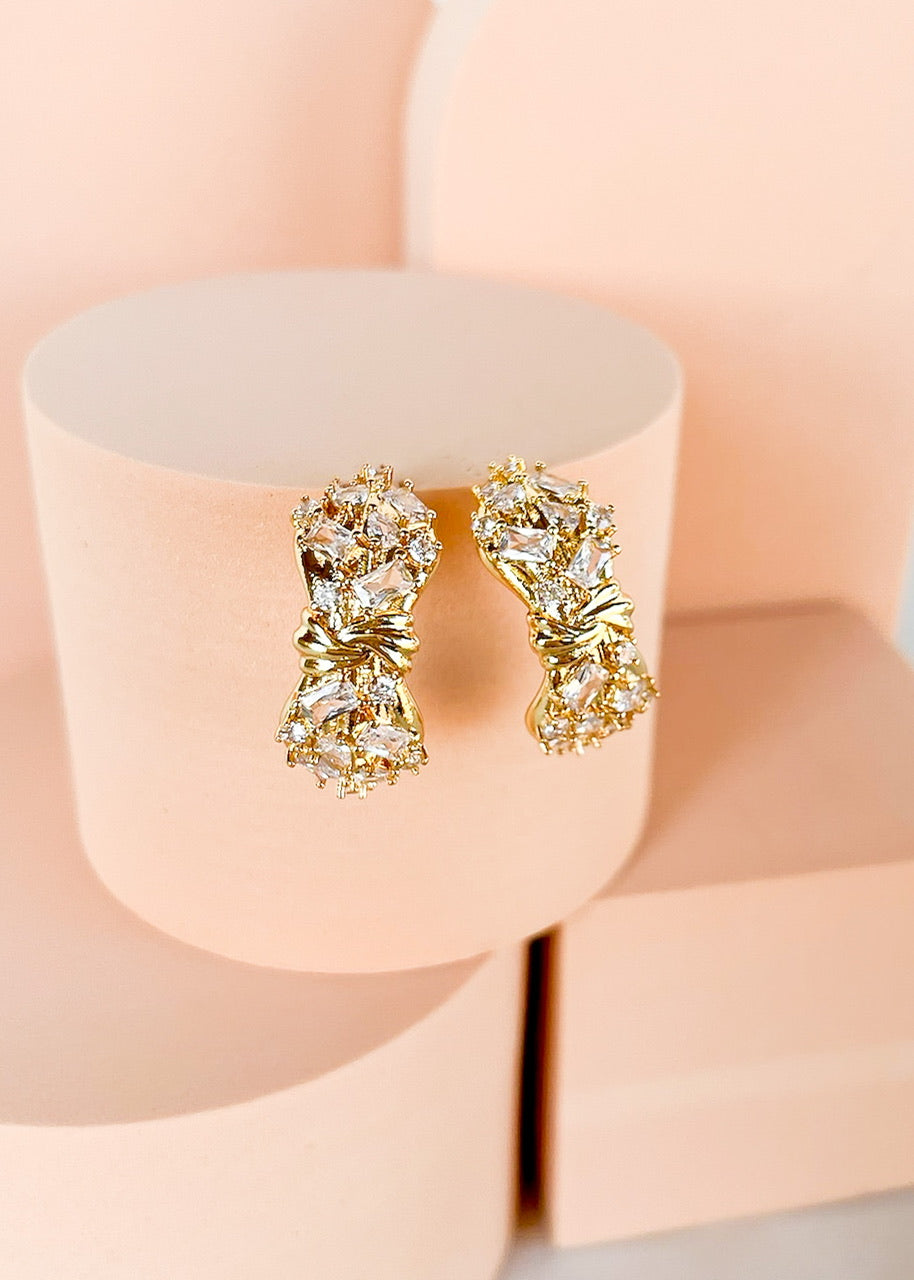 Luxe Signature Gold Knot Hoops