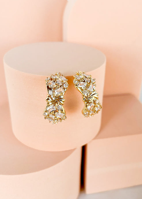 Luxe Signature Gold Knot Hoops