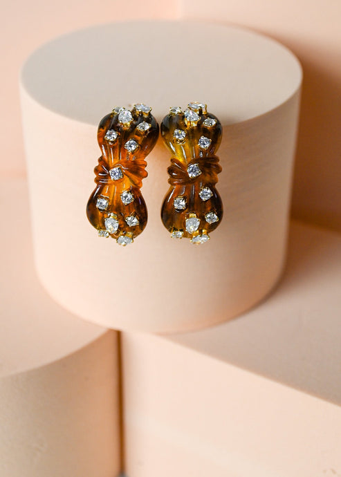Signature Tortoise Knot Hoops