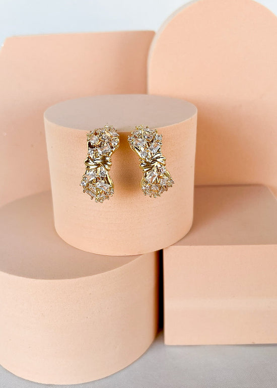 Luxe Signature Gold Knot Hoops